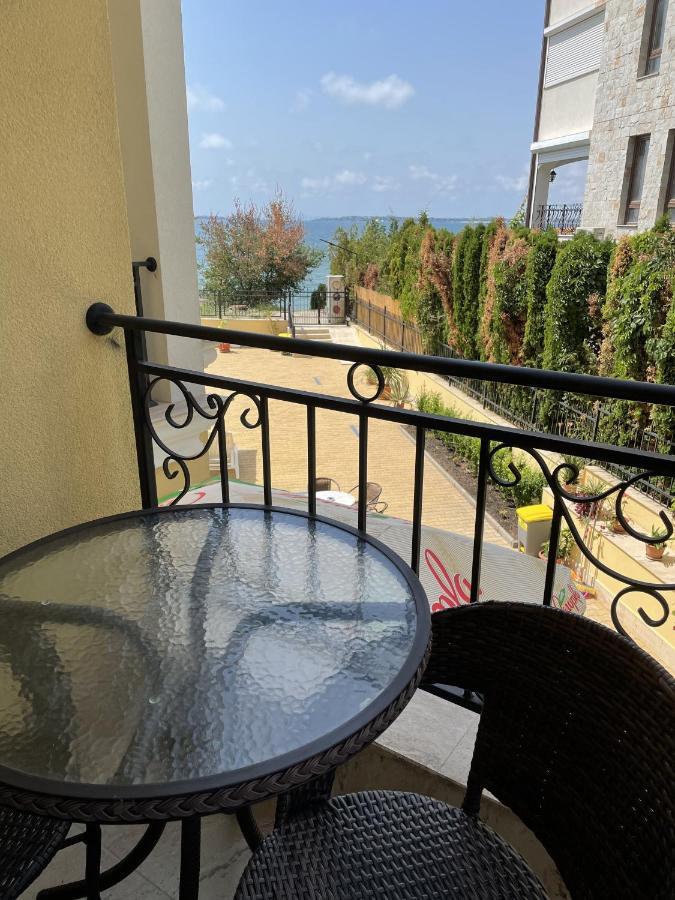 Horizon Katrina Apartments - Sea Line & Beach Access Sveti Vlas Exterior foto